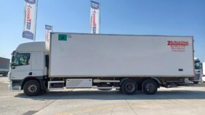 truck CF75IV-FAN 75.360 U 6x2 Space Cab CV457XY 83321